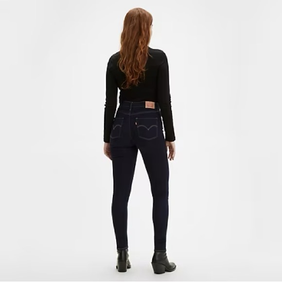 Levi’s 720 Jeans - Picture 6 of 8